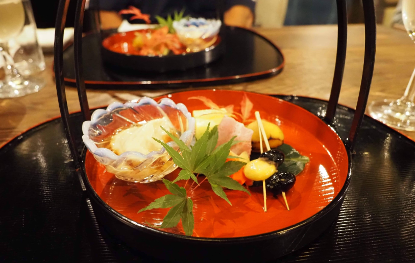 鮮魚店の懐石　Chef　吉田竜三